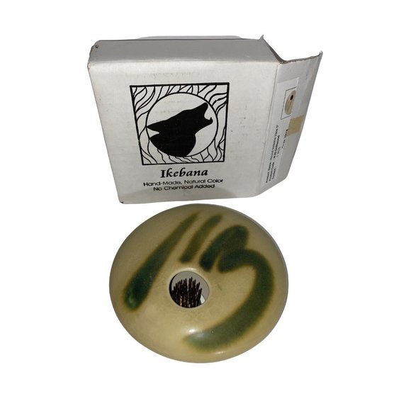 Ikebana Handmade Flower Vase Olive Green - Picture 6 of 6